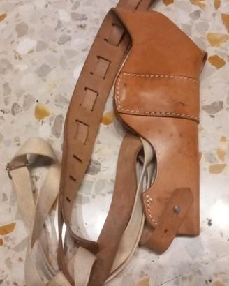 Fondina ascellare per pistola semiautomatica