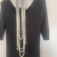 Collana lunga con pendenti