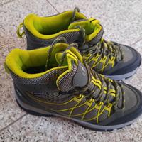 Scarpe da trekking Decathlon. Numero 37
