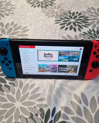 Nintendo Switch con giochi e accessori 