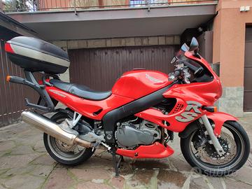 Triumph Sprint RS 955 i