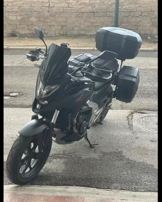 HONDA NC 750X DCT