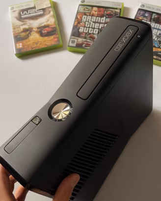 Xbox 360 Slim +giochi Xbox