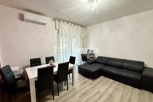 TRE LOCALI RISTRUTTURATO IN CENTRO