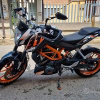 KTM Duke 390