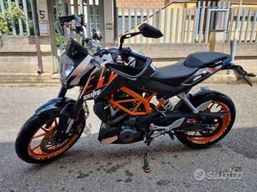 KTM Duke 390