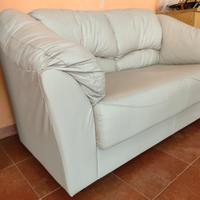 divani similpelle grigio chiaro 