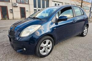 Toyota Yaris 1.4 D-4D 5p. Luna