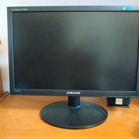 Monitor PC Samsung EX1920W da 19" nero 1440 x 900