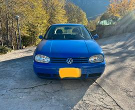 VW Golf 1.8. Bellissima Valuto anche permute