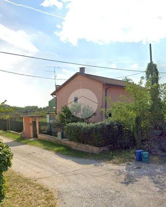 CASA DI CORTE A BUTTAPIETRA