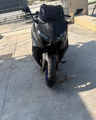 Tmax 560