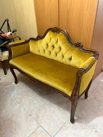 divanetto antico