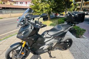 HONDA X-ADV 750 TUTTO INCLUSO ANCHE PASSAGGIO!