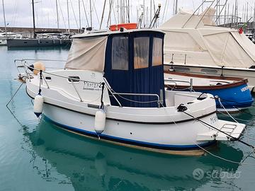 Barca a Motore , Proteo 23 Hard Top