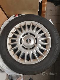 Cerchi Alfa Romeo MITO R15 con BRIDGESTONE