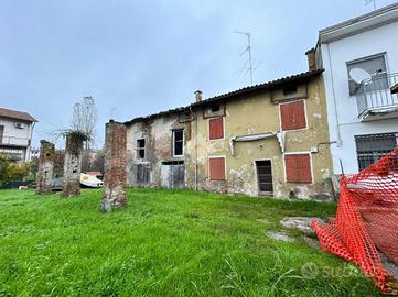 CASA SEMINDIPENDENTE A FONTEVIVO