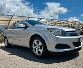 Opel Astra GTC 1.3 Diesel