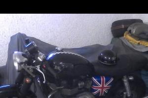 Triumph Thruxton 900 - 2004