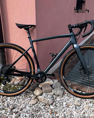 Bici Gravel Carbon Megamo West 10 2024