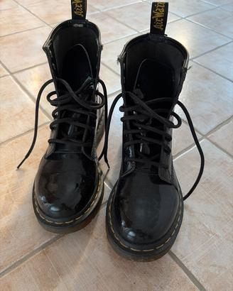 Dr. Martens dinna