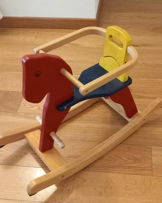 cavallo a dondolo per bambini