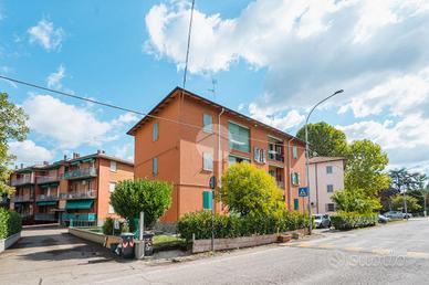 3 LOCALI A VALSAMOGGIA