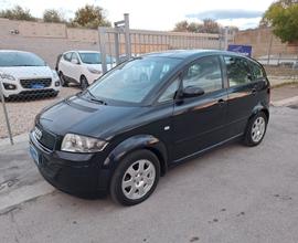 Audi A2 1.4 75cv