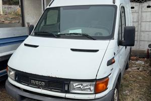 IVECO DAILY 29L11 2.8 – PASSO CORTO – TETTO ALTO –