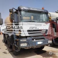 Iveco Trakker 440 4 assi Betoniera