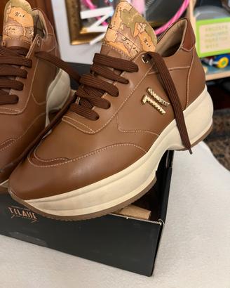 Sneakers 1a Classe Alviero Martini come Nuove