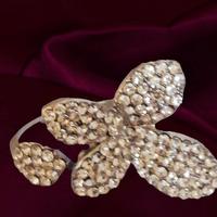 anello con strass 