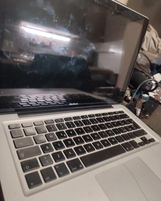 MacBook Pro 13" Unibody – con SSD 1TB – da riparar