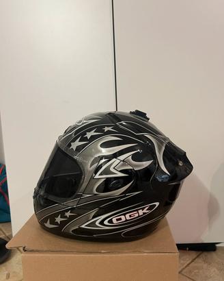 Casco integrale OGK in fibra