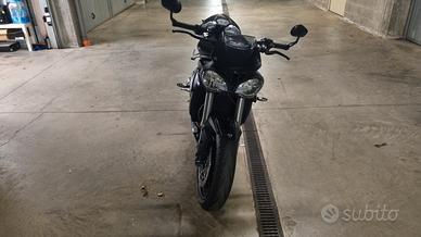 streetriple 765rs