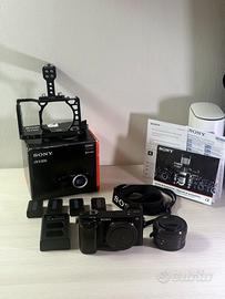 Sony a6300 + 16-50mm PZ OSS + cage Smallrig