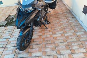 KIT BENELLI TRK 552