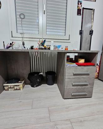 scrivania mondo convenienza 