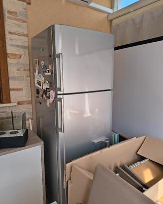Frigorifero Hotpoint Ariston NON FUNZIONANTE 