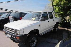 Toyota Hilux DOPPIA CABINA 2400/ARIA CONDIZIONATA