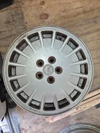 Alfa romeo cerchi in lega d'epoca 