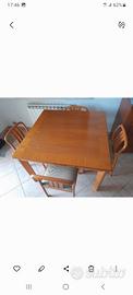 tavolo di legno massello + sedie
