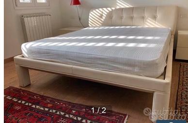 Letto matrimoniale Frau