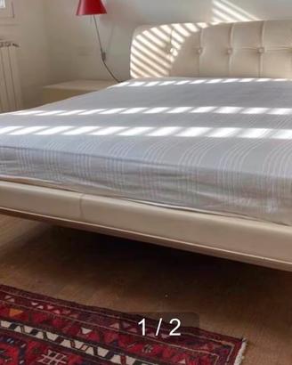 Letto matrimoniale Frau