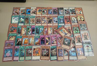 lotto carte Yu-Gi-Oh yugi konami magia mostri