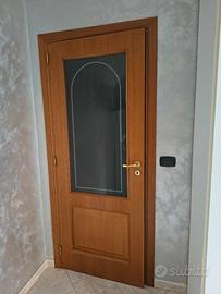 porta battente e tre scorrevoli