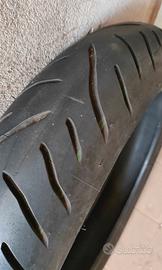 Gomma moto 120/70/17 quasi nuova