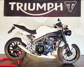 Triumph speed triple 1050