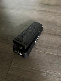 Pedali per chitarra Boss RC-2 e Dunlop Cry Baby