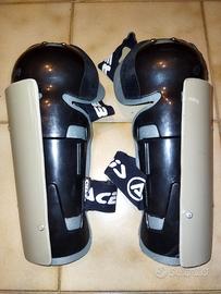 Ginocchiere parastinchi per minimoto